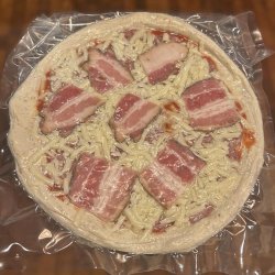 Pizza Pepperoni-bacon fumé maison artisanale